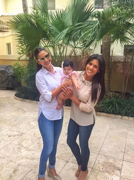 "Domingo con dos bellezas, Ana Patricia y Giulietta", compartió Francisca Lachapel. (Octubre 11, 2015)