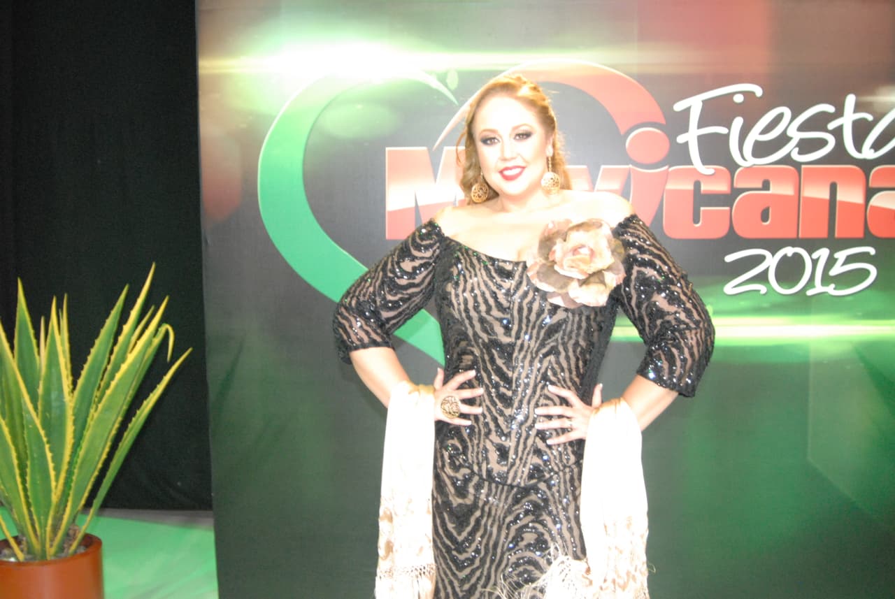 Alejandra Orozco formó parte del elenco de esta celebración e hizo todo para lucir radiante.