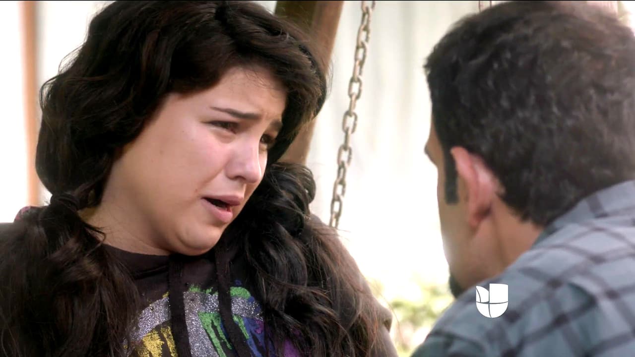 Jacquie le confiesa a Juan que le hace falta pasar más tiempo al lado de su madre.