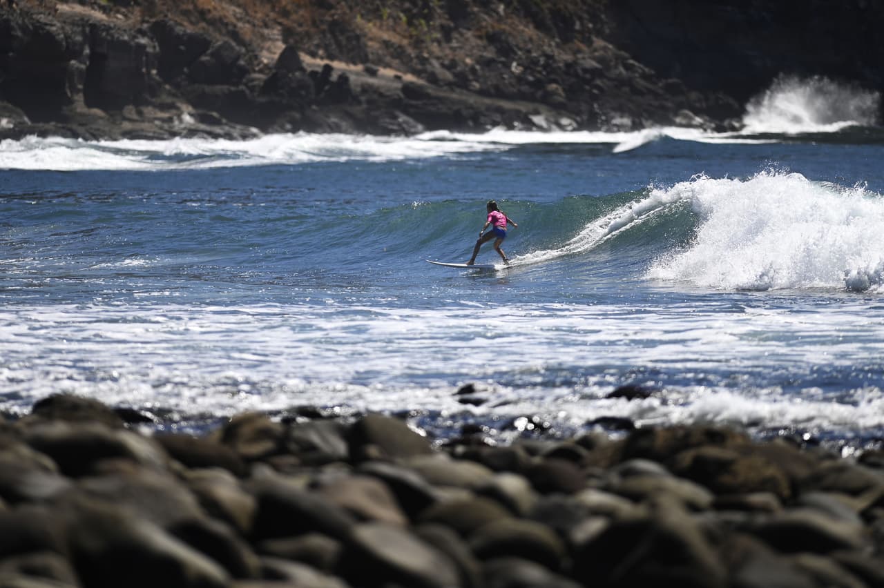 Surfista salvadoreña con sueños olímpicos muere al ser alcanzada por un rayo