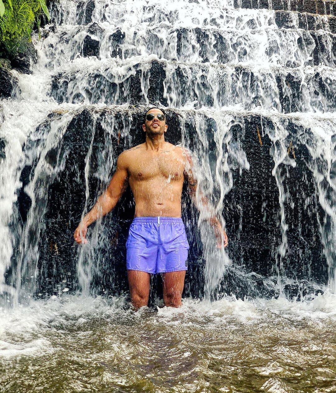 Chef Yisus se perdió en la belleza de Colombia. Nuestro conductor se tomó unos días fuera de Despierta América para disfrutar un tiempo en familia.
<br>