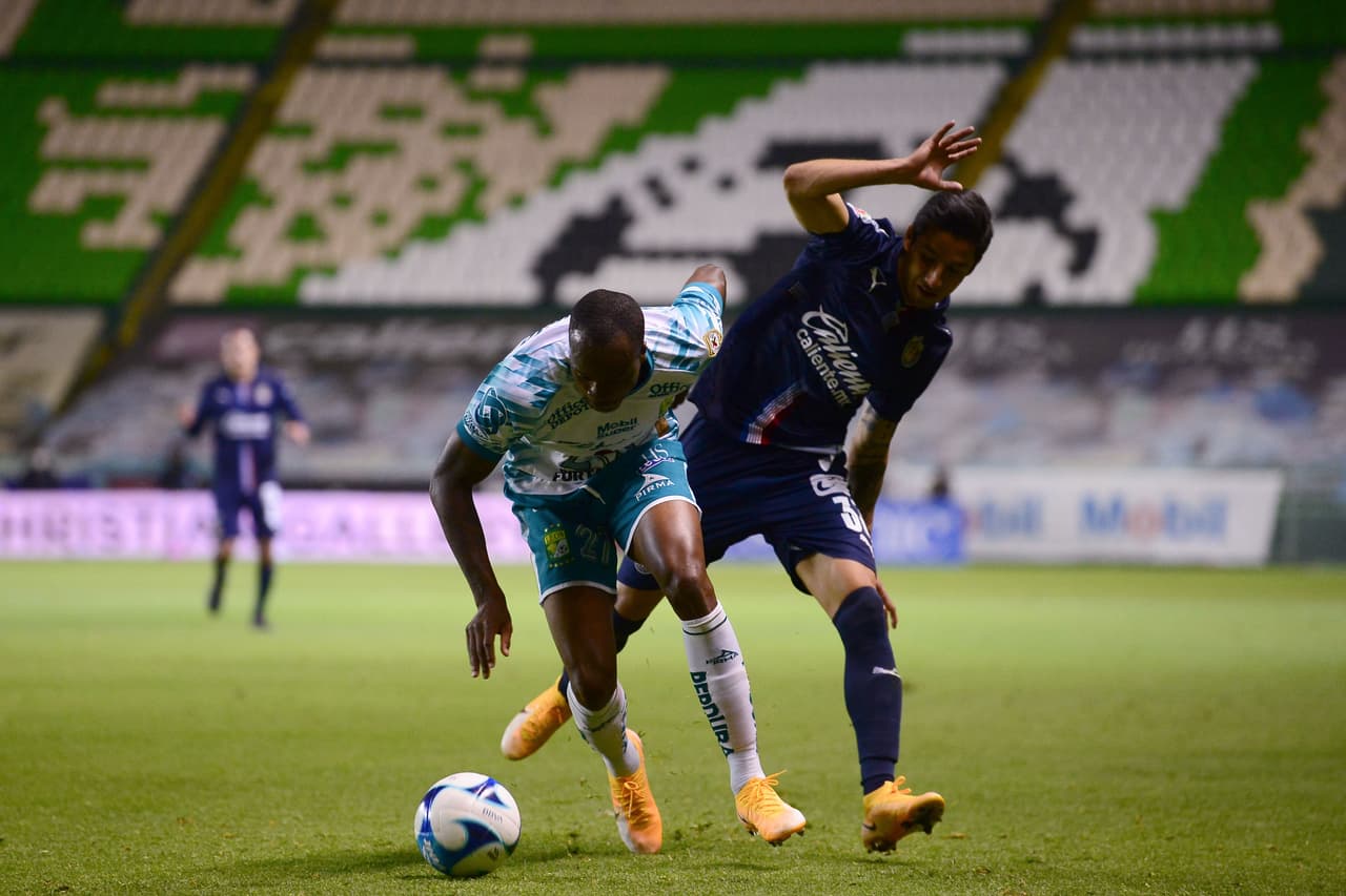 Con goles de Jesús Sánchez, José Macías y Alejandro Mayorga, Chivas vence 1-3 a León de visita y se adueña de los puntos. Chivas avanza hasta la posición número 11 y León se queda en el sótano con la quinceava plaza con cuatro unidades.