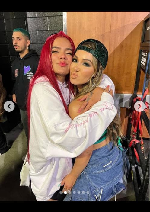 "
<b>Eres un amor de persona</b> y una diosa en el escenario. O sea, wow", agregó.
<br>