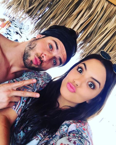 Las selfies no se hicieron esperar en la cuentas de Instagram de los famosos.