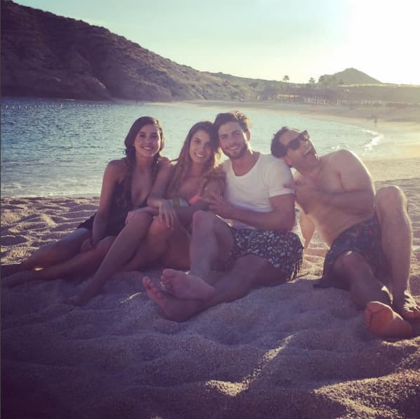 Y como 'en el mar la vida es más sabrosa', el elenco disfrutó cada momento en la playa.