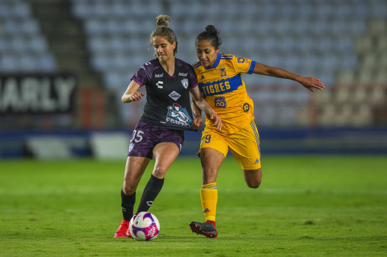 Toluca vence en casa 1-0 al Atlético San Luis, Mazatlán empata 1-1 con León, Pachuca pierde en casa 0-2 con las Tigres, Santos Laguna empata 0-0 en casa con los Xolos y Las Chivas le pegan 2-4 a las Rayadas en su propia casa.