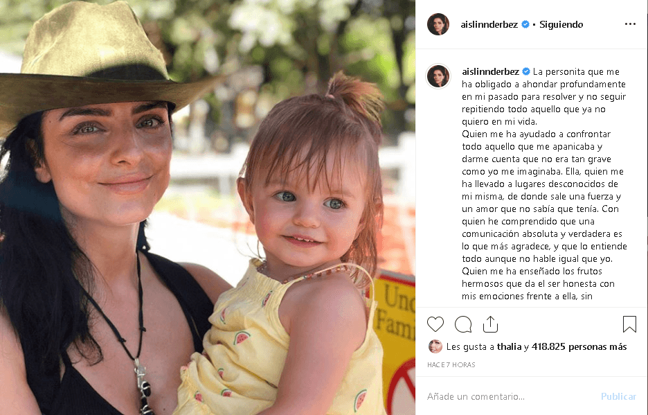 "La personita que 
<b>me ha obligado a ahondar profundamente en mi pasado</b> para resolver y no seguir repitiendo todo aquello que ya no quiero en mi vida", es la primera enseñanza que Aislinn resaltó en 
<b><a href="https://www.instagram.com/p/B57wM8UBRvb/" target="_blank">Instagram</a></b>.