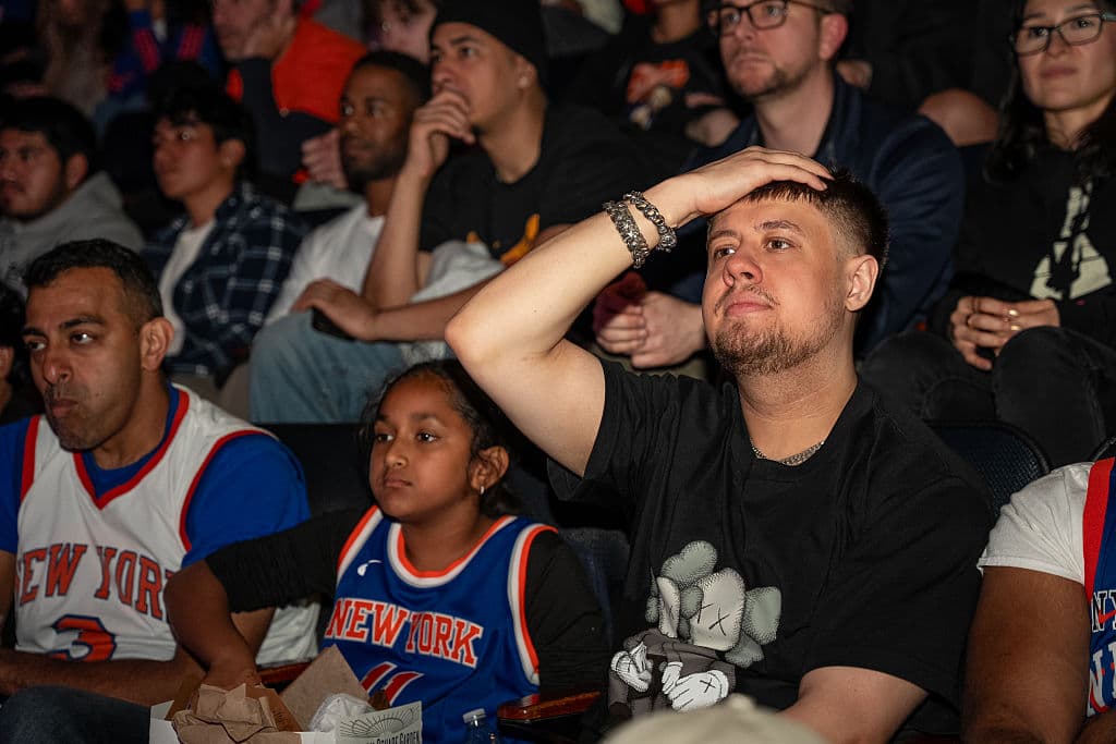 Sin embargo, tan pronto comenzó la segunda mitad del partido, los Pacers anotaron 9 puntos seguidos, haciendo más complicada la misión del triunfo para los Knicks.