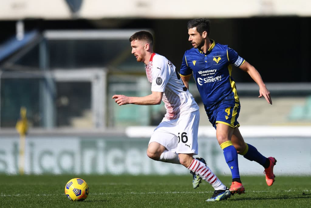 Milan derrota al Hellas Verona y la Roma gana en la J26