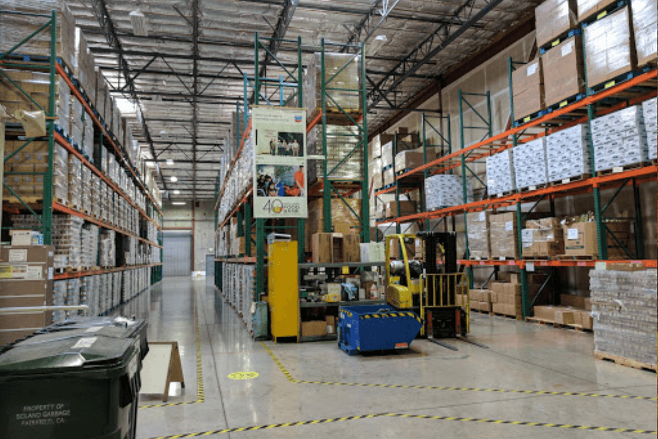 <b>Food Bank of Contra Costa Solano</b>
<br>Locación: 4010 Nelson Avenue, Concord.
<br>Teléfono: 925-676-7543