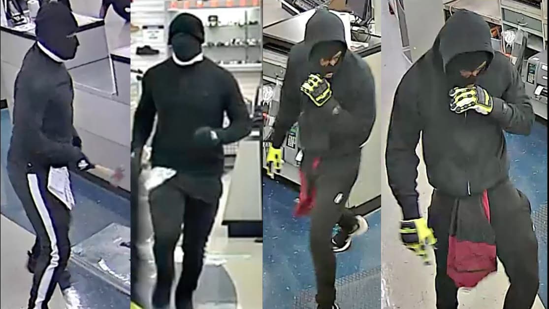 Video: Sospechosos irrumpen con armas en casa de empeño de Houston y en segundos se llevan su botín