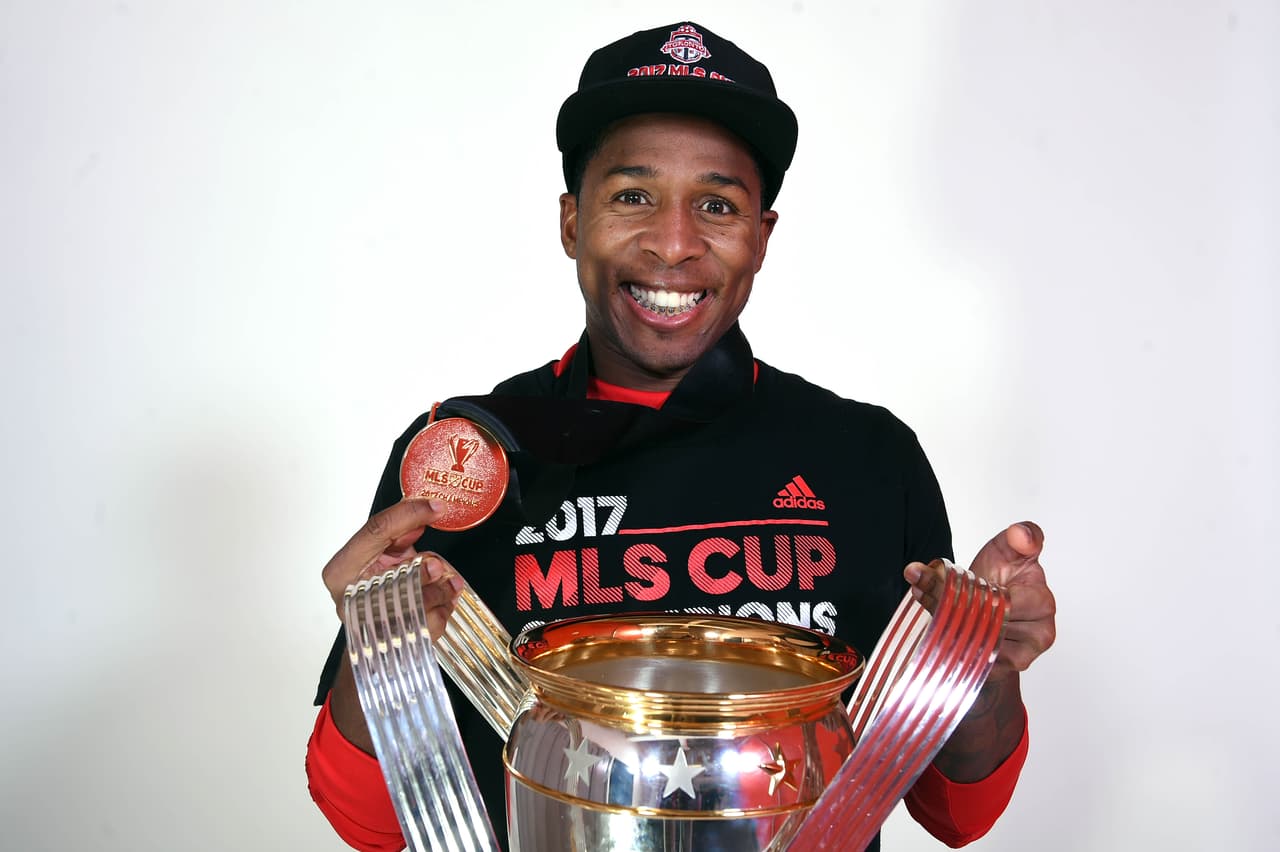 Toronto FC no retendría al panameño Armando Cooper debido a sus expectativas salariales