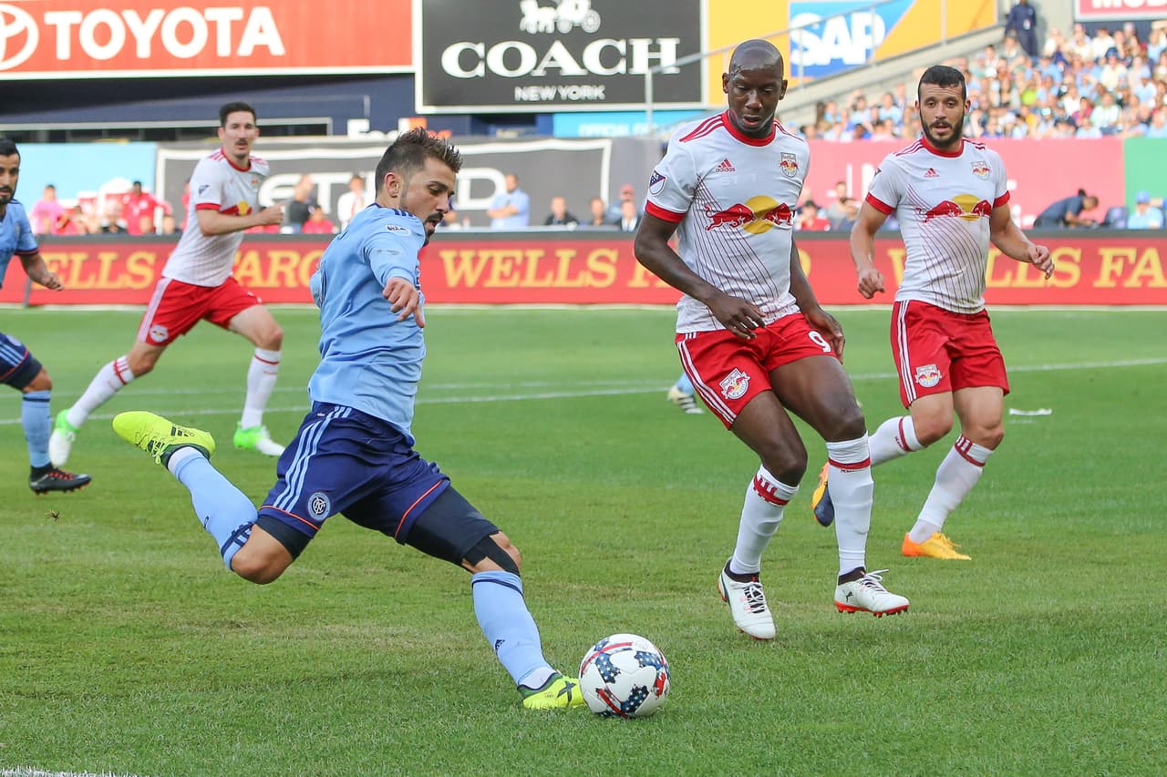 Goleadores-héroes, crisis galáctica, y el estreno del VAR: lo destacado de la jornada 22