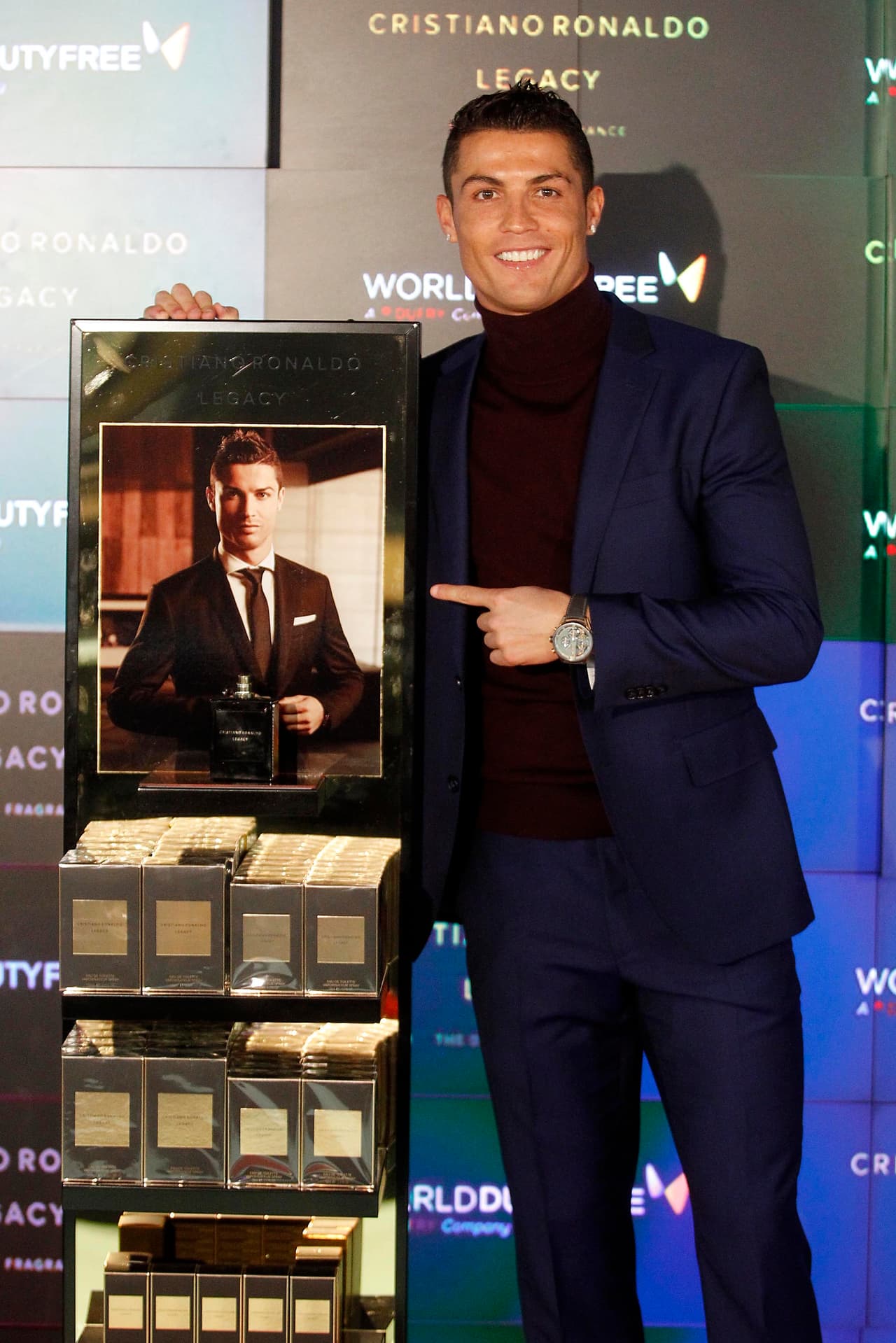 Cristiano Ronaldo presentó su fragancia 'Legacy' en Madrid.