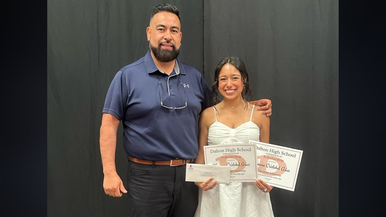 Padre de Ximena Arias quedaría libre bajo fianza; su hija permanece detenida por ICE