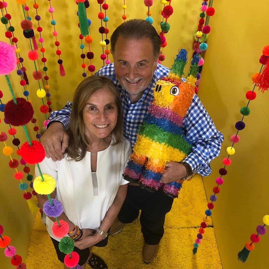 Como esposos, han vivido momentos difíciles. En 1999 tras varios intentos y tratamientos de fertilidad, Millie logró quedar embarazada de gemelos, pero los perdió.