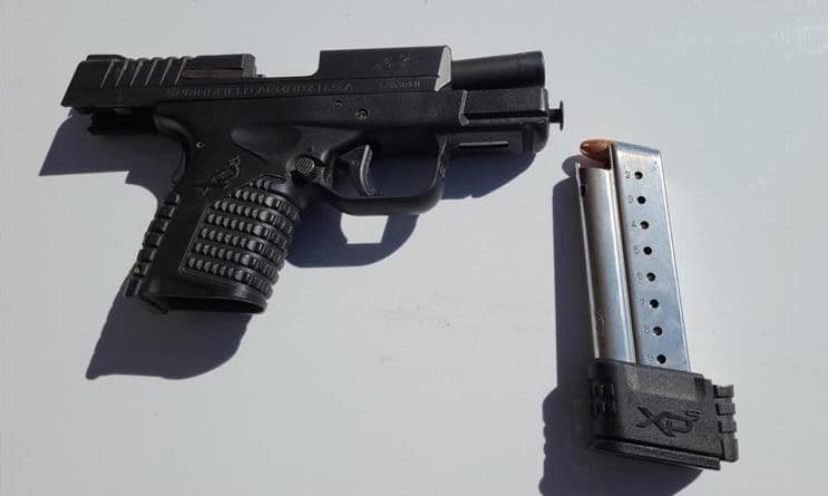 La Patrulla Fronteriza incautó tres armas de fuego y arrestaron a 13 inmigrantes indocumentados.