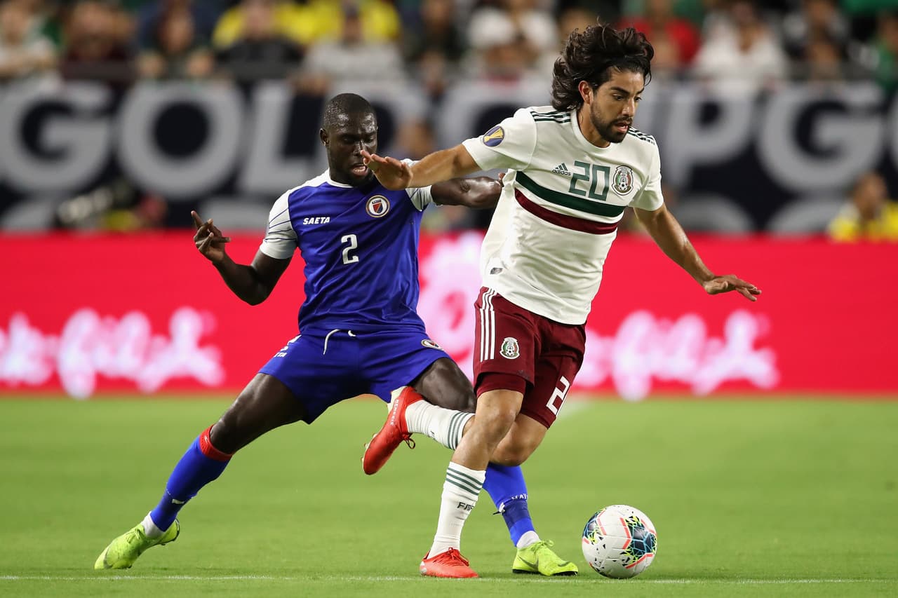 El mediapunta de Rayados tiene un ritmo de 81 y unas stats muy completas pues supera los 70 puntos en todo menos defensa.