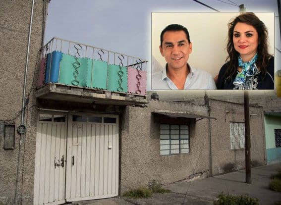 Una humilde vivienda en Iztapalapa resultó ser el escondite de exalcalde de Iguala, José Luis Abarca, y su esposa, María de los Ángeles Pineda. Con la información de Univision.com