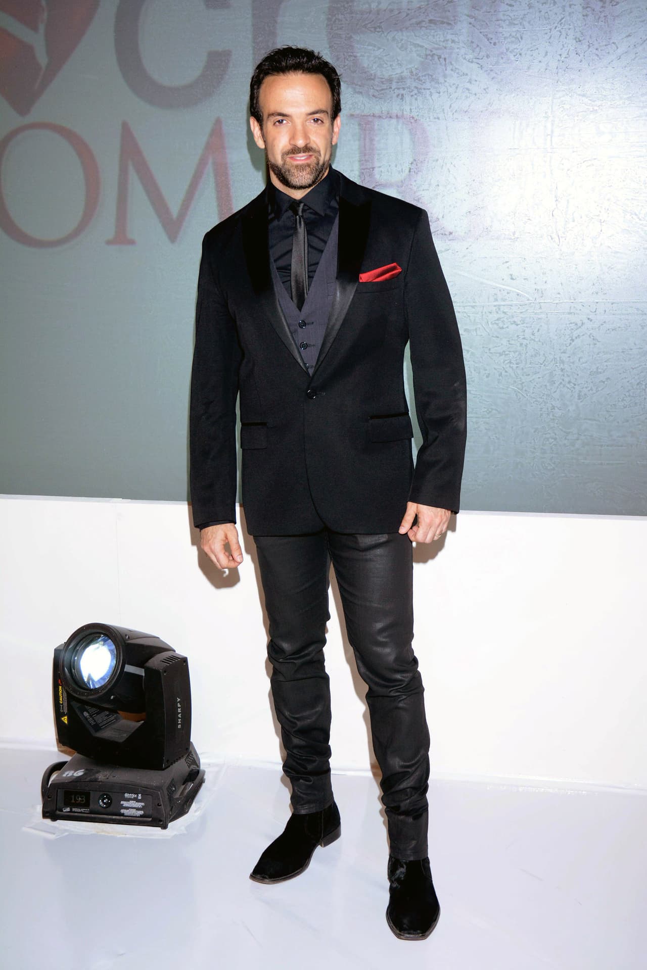 Pablo Perroni es primo de Maite y está casado con la actriz y cantante Mariana Garza.