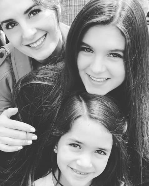 La pareja de actores está muy orgullosa de sus hijos y no pierdan oportunidad para presumirlos en sus redes sociales.