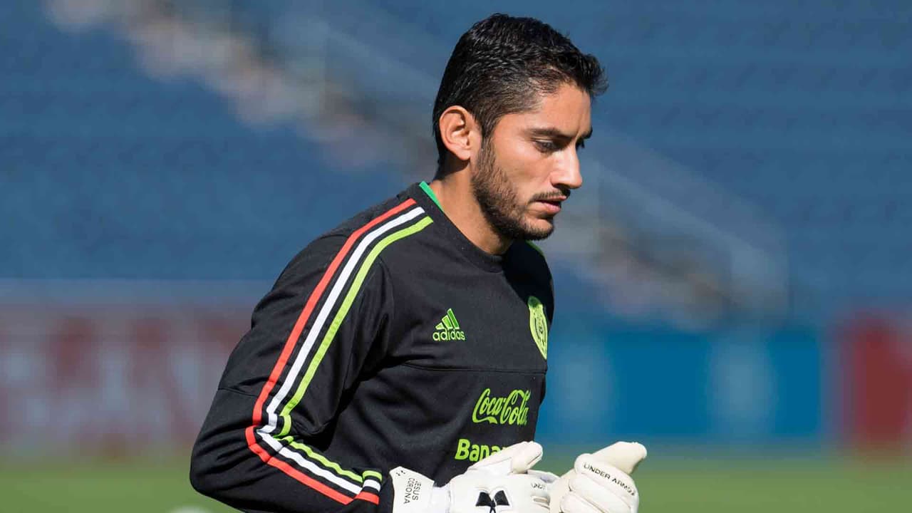 José de Jesús Corona es baja del Tri por lesión