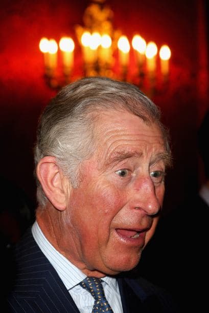 El gobierno británico le ha pedido y recomendado a los mayores de 70 años aislarse por completo durante 12 semanas y así, evitar cualquier riesgo de contagio.