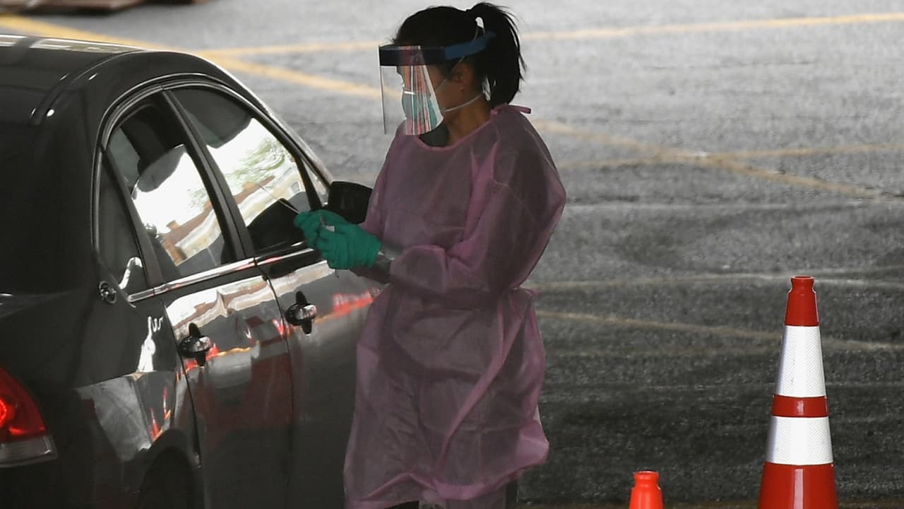 Tener mayor acceso a las pruebas de coronavirus podría ser clave para abrir el condado Miami-Dade
