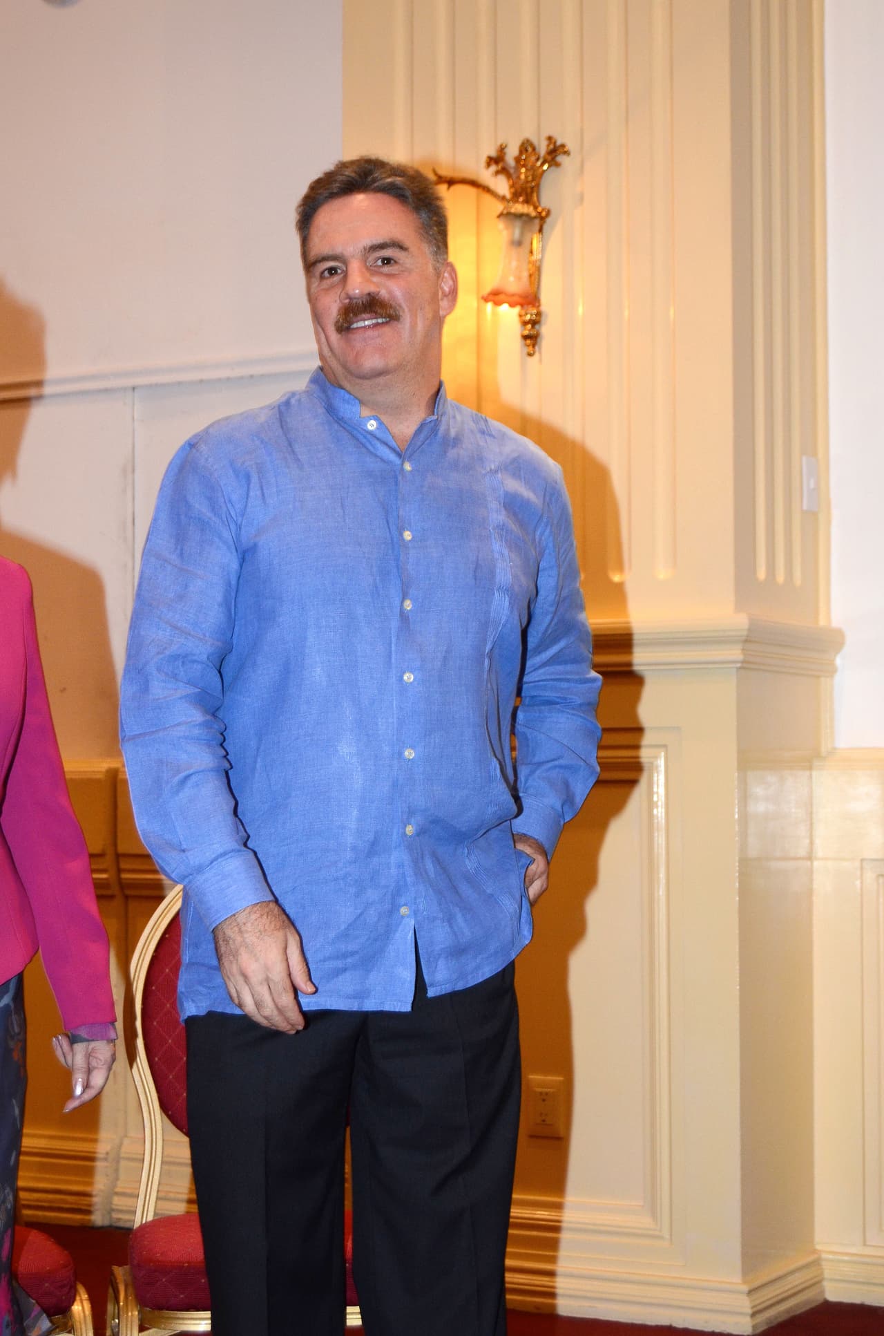 En el año 1997 realizó uno de los personajes más importantes de su vida, 'Alejandro Salas', esto dentro de 'Mirada de mujer', siendo una telenovela polémica y exitosa en México.