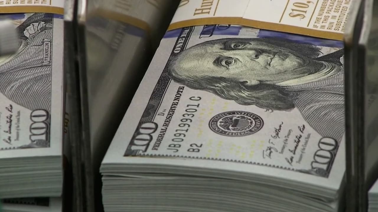 Proponen impuesto único a multimillonarios en California