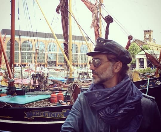 Se nota que le gusta la aventura, ese es otro de sus atractivos.