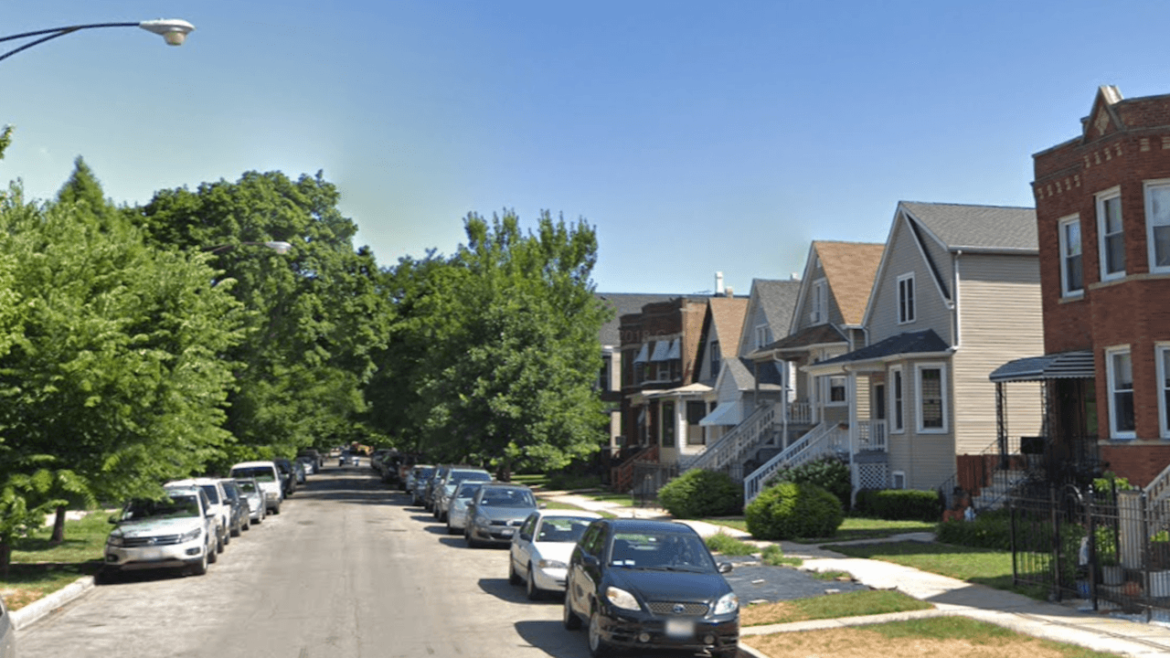 Cuadra 4200 norte de la avenida Central Park.