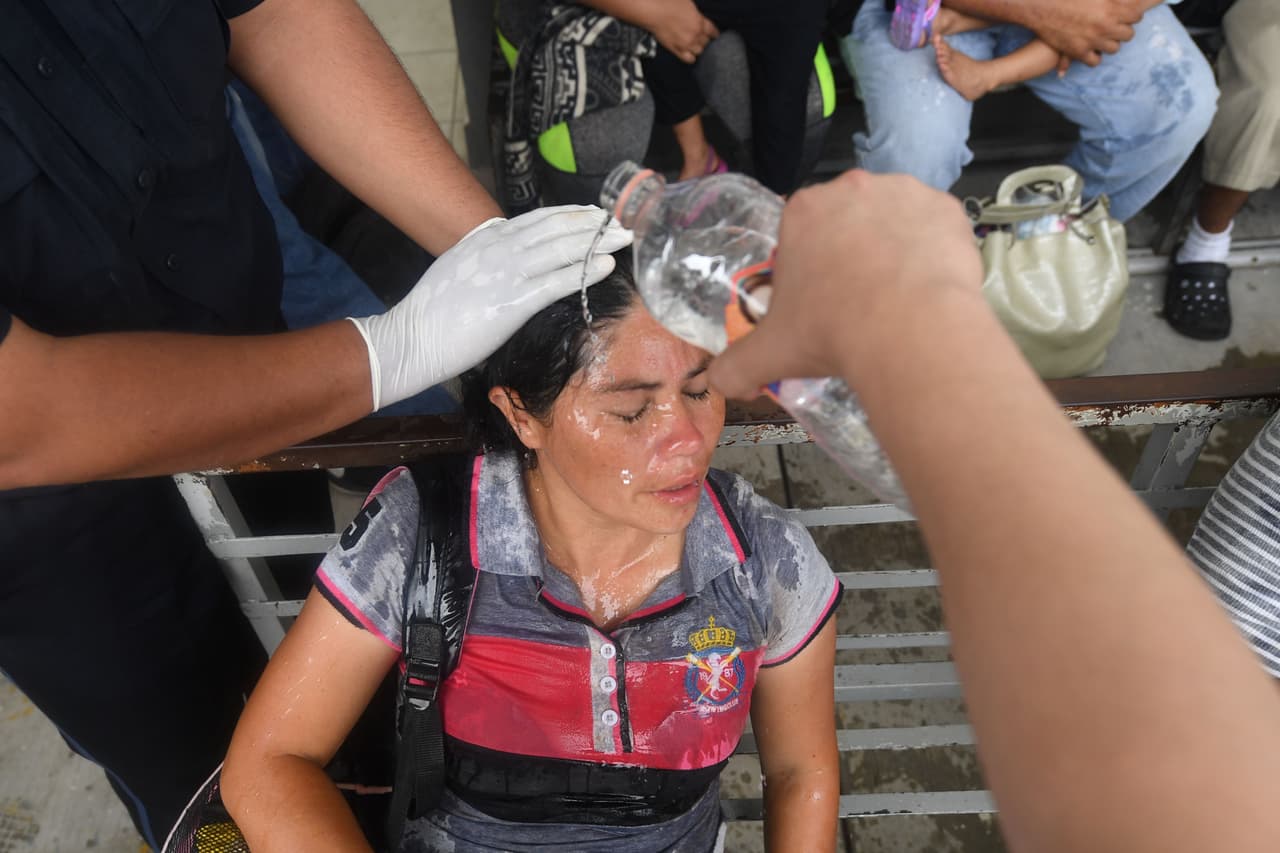 Algunos afectados fueron atendidos por las autoridades mexicanas.