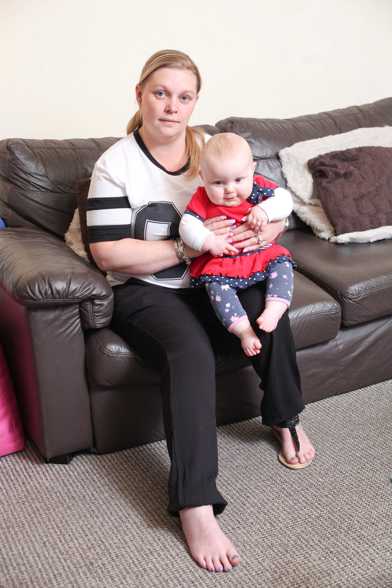 Michelle Cartwright sufrió heridas menores en las piernas al chocar contra otro auto.