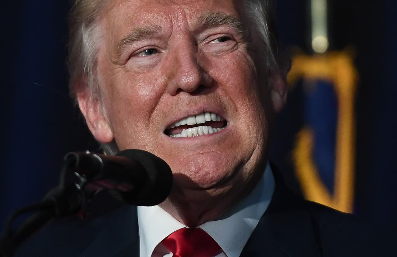 Trump arremete de nuevo contra Alicia Machado, esta vez en Twitter y en mitad de la noche