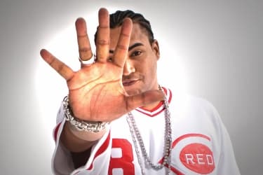 William Omar Landrón Rivera, mejor conocido en la industria musical como Don Omar, afianzó su creencia en el cristianismo gracias a su ex esposa Jackie Guerrido.