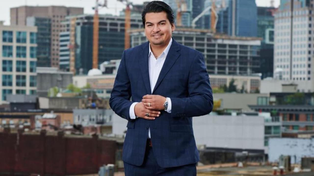 Julio Isaac Carrillo ha utilizado sus experiencias para fomentar la educación financiera.