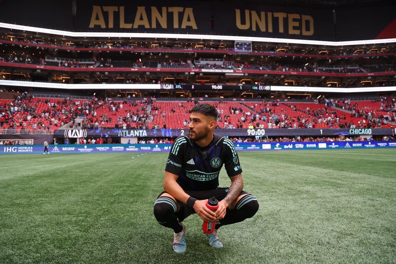 Impulso final de Juanjo Purata dio victoria a Atlanta United