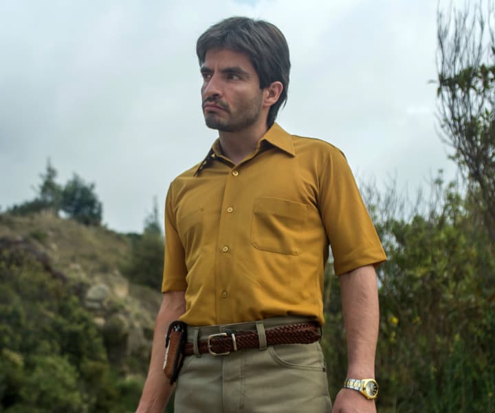 Juan Carlos Olivas interpreta a 
<b><a href="http://www.univision.com/series/el-chapo/juan-carlos-olivas-es-el-guero-en-el-chapo">Heriberto 'El Güero' Palma</a></b>, compañero y mano derecha de 'El Chapo' en la serie.