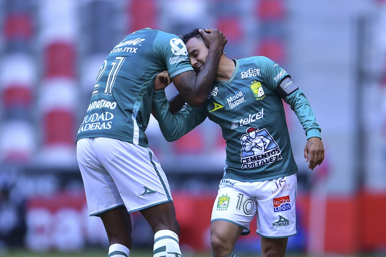 Toluca y León reparten puntos tras empate en el Nemesio Diez 1-1. José David Ramírez abrió el marcador al minuto 21 pero le sigió Michael Estrada de los 'Diablos' para igualar marcador y, tras una tarjeta roja, Canelo anotaba penal, pero al minuto 73, el León empataba con anotación de Luis Montes.