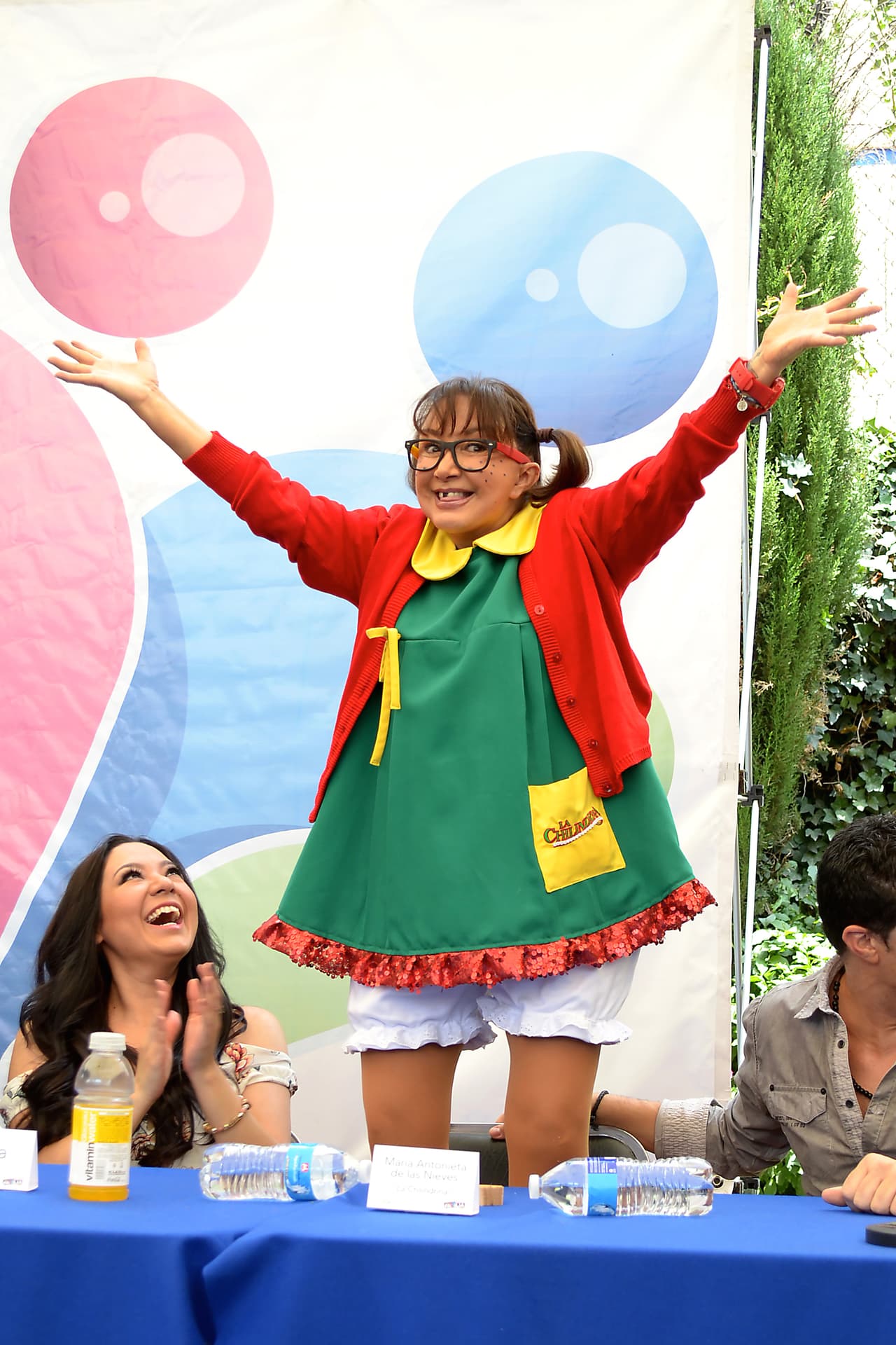 “Yo tengo 72, pero no me siento ni me veo de esa edad, para nada. Estoy muy nuevita, nunca he salido de paseo, tampoco he sido de pachangas ni nada… ¡Estoy muy nueva!”, compartió en entrevista con TVyNovelas.