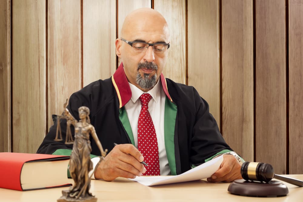 Será el momento ideal para iniciar algún proyecto que hasta estos momentos era solamente un sueño, es también muy favorable para resolver asuntos relacionados con la ley y la justicia.