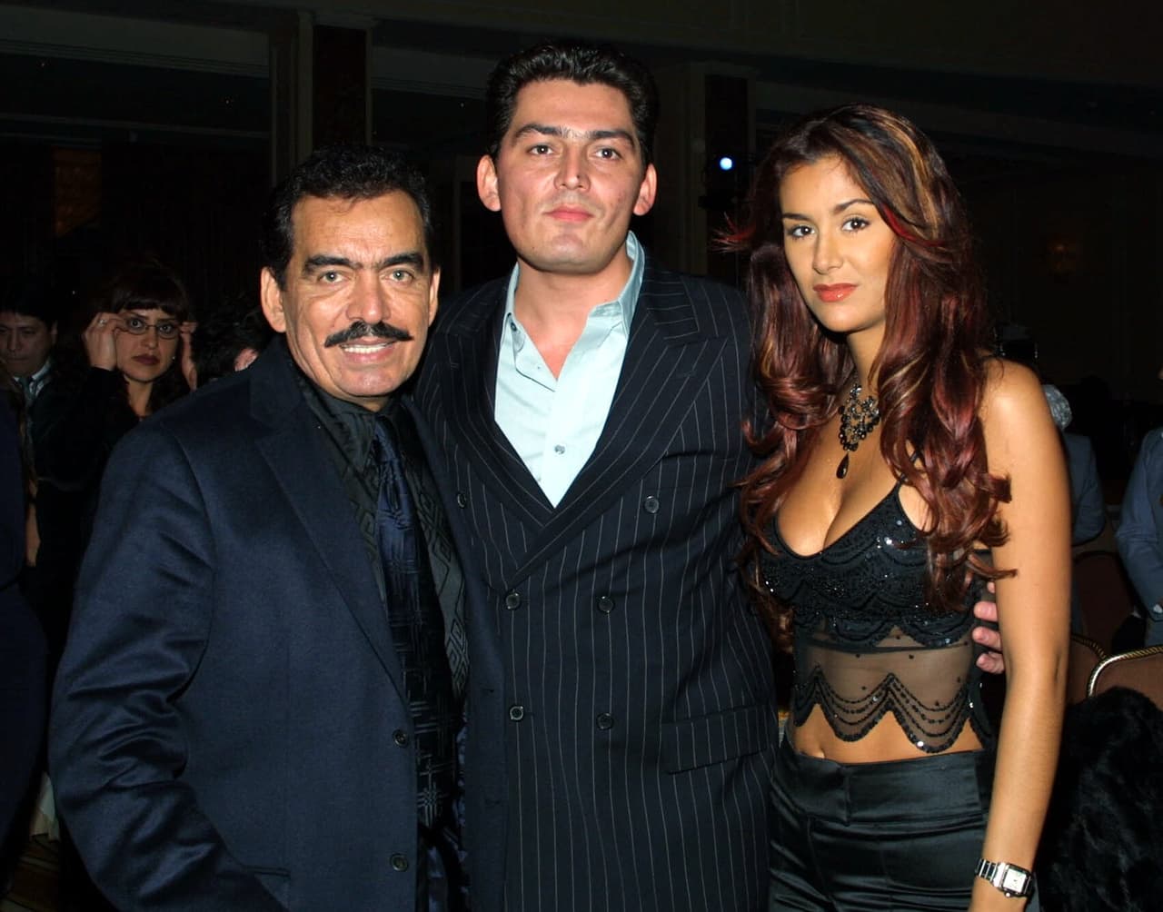 La relación entre José Manuel y Ninel Conde era muy bien vista por Joan Sebastian, quien pensaba que era la mujer ideal para que su hijo sentara cabeza. Sin embargo la relación no fluyó.