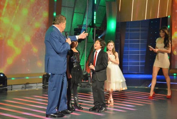 Sin embargo en Sábado Gigante todos son ganadores y una de sus mejores recompensas es el aplauso del público.