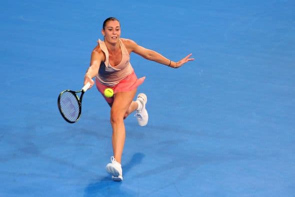 La tenista italiana, Flavia Pennetta, le da un ‘golpe bajo’ a su rival 