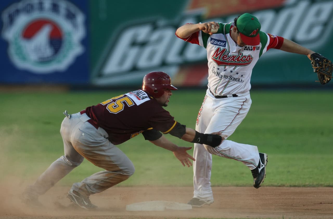 David Salayandía, Edinson Rentería y Pancasan Arce, presidentes de las ligas de Panamá, Colombia y Nicaragua, respectivamente, se reunieron este jueves con las autoridades de la CBCP.