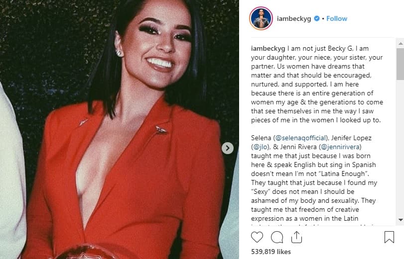 Al hermano de la llamada 'Reina del Tex -mex' (o a quien manejaba su cuenta de Twitter) aparentemente le molestó que Becky G mencionara a Selena como inspiración en su carrera.