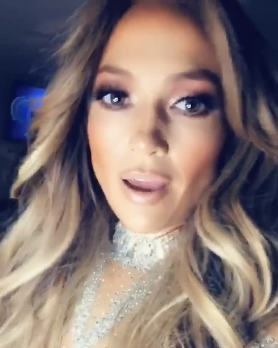 Desde hace más de 15 años, Connie ha recibido comentarios de gente que le dice que se parece muchísimo a la cantante; de hecho fue un coreógrafo quien la llevó hasta el punto en que está.