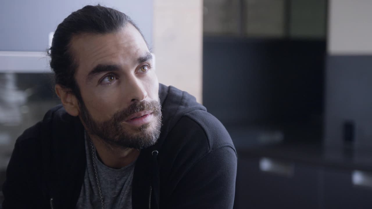 Gonzalo confiesa estar “con novia, feliz y enamorado”. El actor no dio nombre de su actual pareja, ya que es algo de lo que pocas veces habla.