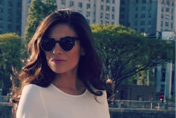 Algo que destaca muchísimo es que la actriz tiene un gran estilo al vestir.